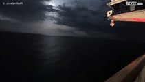 Tempestade filmada a bordo de um cruzeiro no Mediterrâneo