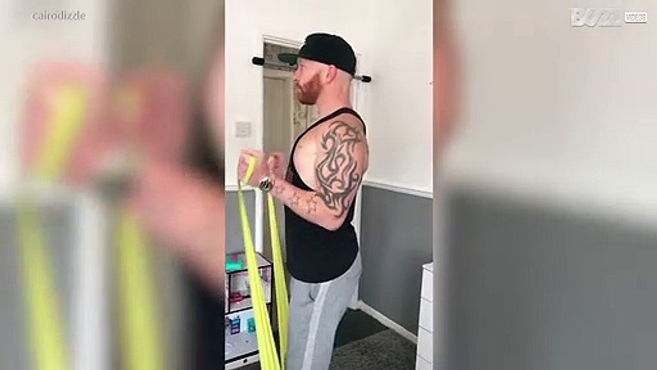 Exercício em casa acaba com elástico na cara!