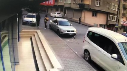 Son dakika! Gaziosmanpaşa'da binadaki patlama anı kamerada