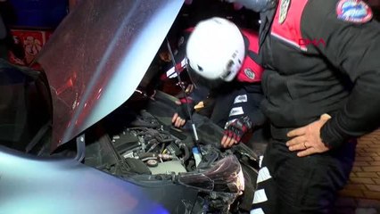 Son dakika: İSTANBUL-GÜNGÖREN'DE BAŞLAYAN KOVALAMACA BAHÇELİEVLER'DE SON BULDU: 2 GÖZALTI