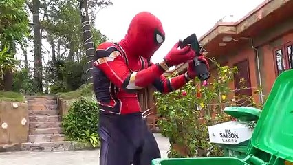 11.SPIDER-MAN vs VENOM Take a picture (Episode 6) Camera của Người Nhện