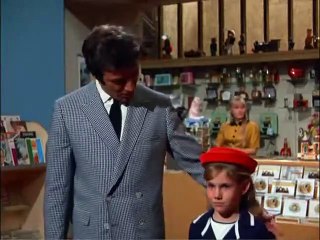 The Flying Nun   1x25   Reconversion of Sister Shapiro