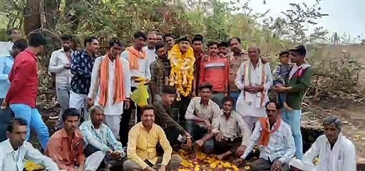 ट्रेनिंग कर लौटे सैनिक का ग्रामीणों ने किया स्वागत