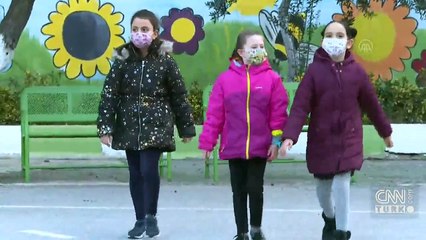 Dünya eğitimde "aç kapa" ilerliyor