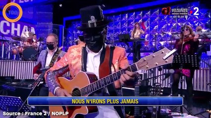 N'oubliez pas les paroles : Nagui tacle la maestro pour une faute de français !