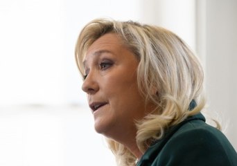 “Rendez à César ce qui est à César...” : Marine Le Pen répond au pape François, qui s'inquiète de son arrivée au pouvoir