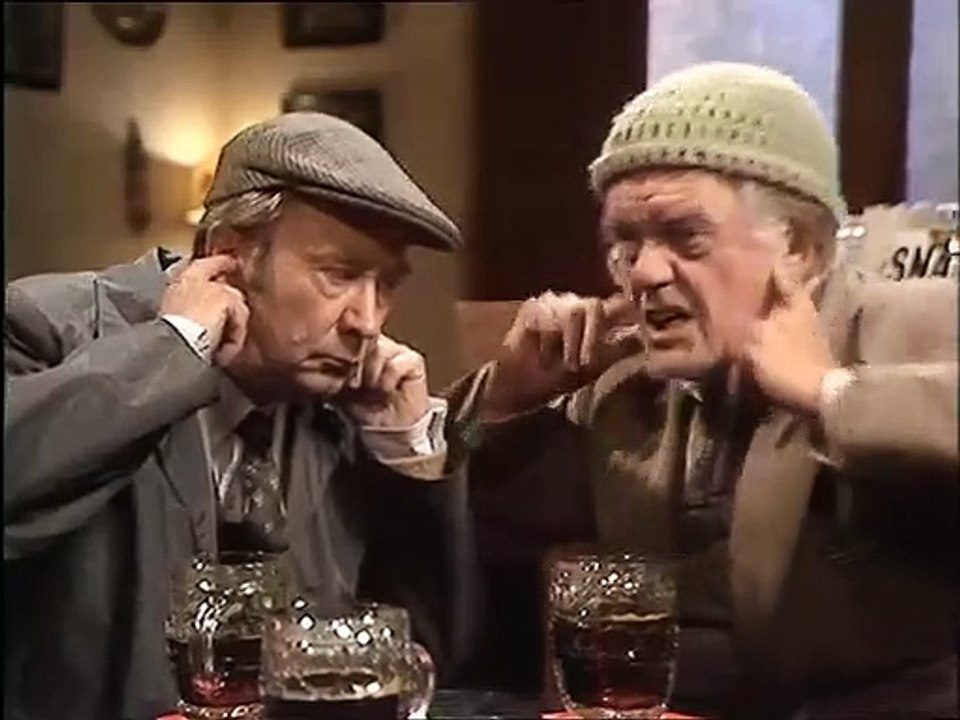 Last Of The Summer Wine S5/E5  'Earnshaw Strikes Again'  Peter Sallis • Bill Owen • Brian Wilde • Kathy Staff