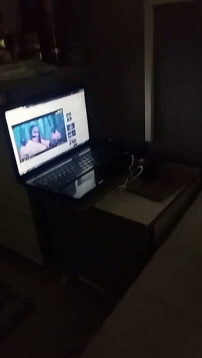 Me trying to sell my product.