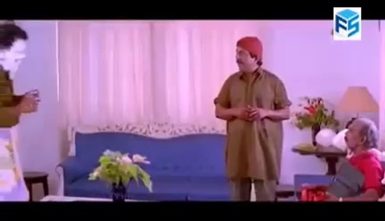അല്ലാ  നിങ്ങളെ ഷേവ് ചെയ്യുമ്പോൾ പുരികം കൂടി വടിക്കുമോ....