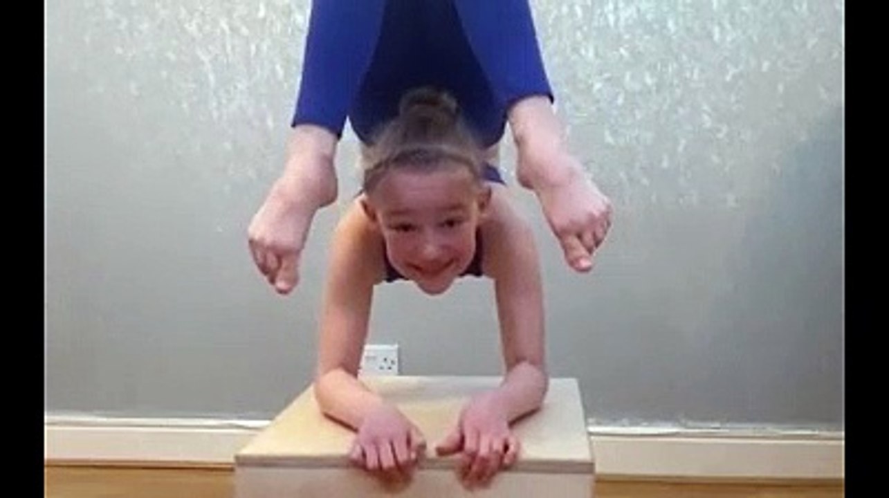 Contortionist girl