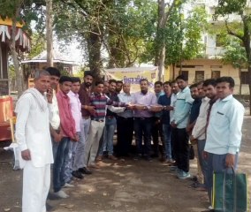 अपने गांव में जल पात्र लगाये एसी योजना बनाई