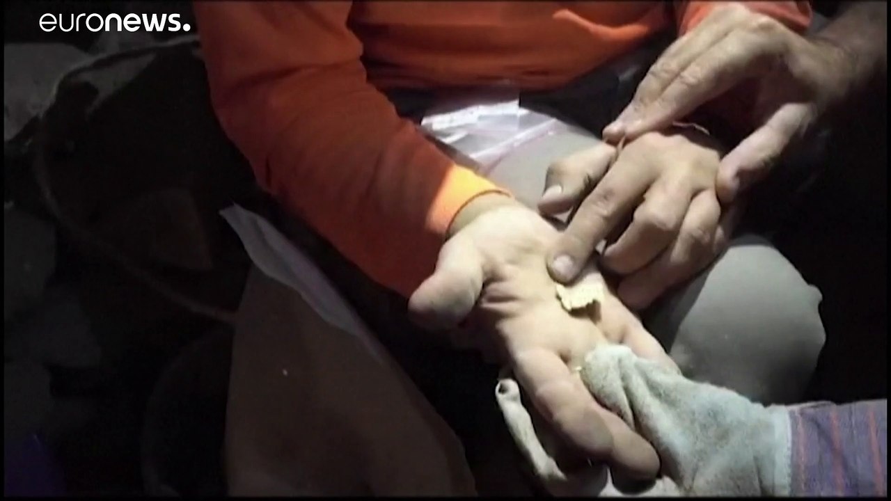 Israël trouve un fragment de parchemin biblique vieux de 2000 ans, et un panier vieux de 10 500 ans