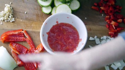 6 RECETAS FÁCILES PARA GUARDAR SI VIVÍS SOLO_A - Ft. El Demente