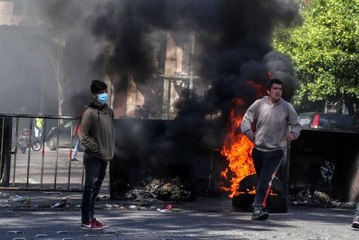 - Lübnan'da ekonomik kriz protestoları sürüyor