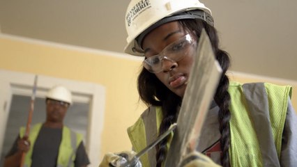 New School Helps Low-Income Students Purchase A Home