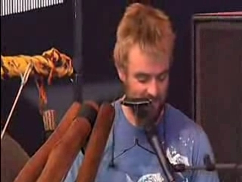 Xavier Rudd - Come Let Go 2007 Bonnaroo