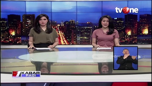 Detik-detik Kecelakaan Bus Oleng, Tabrak Pembatas Jalan Tol