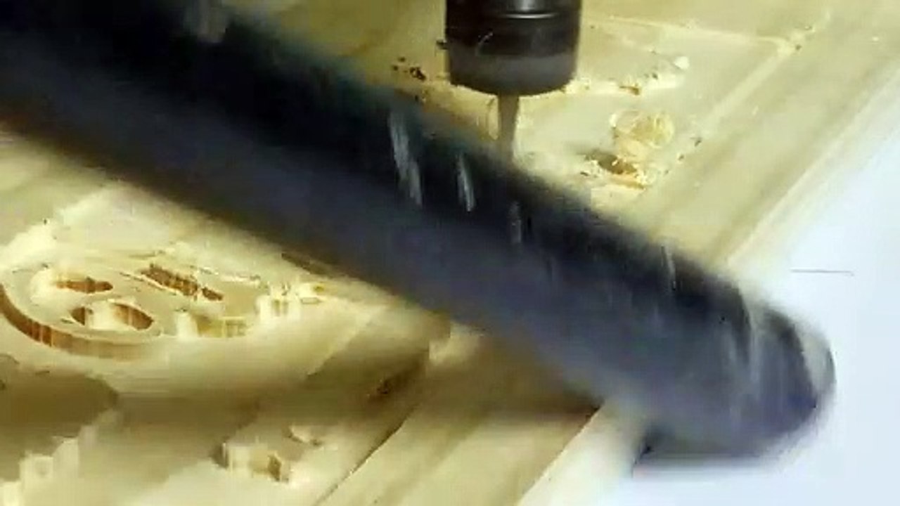 CNC ROUTER
