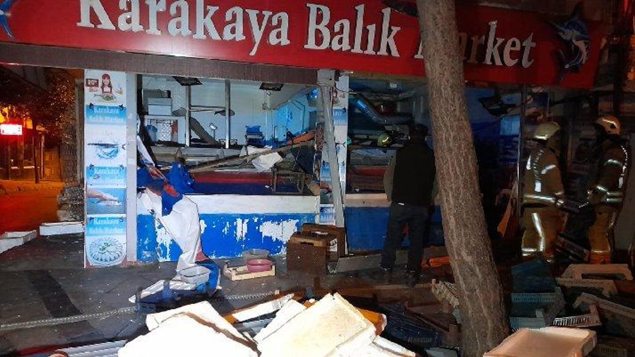 Bağcılar’da bir balıkçı dükkanında korkutan patlama
