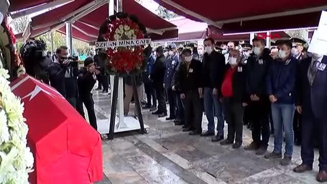 Çanakkale'de fiber teknenin alabora olması sonucu hayatını kaybeden Gökçeada Trafik Tim Komutanı Kıdemli Başçavuş Toykuyu, son yolculuğuna uğurlandı