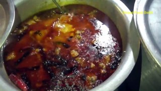 Fish Curry 30 rs |  Rice 10 Rs  | Roti 3 Rs _| Best Dinner at Low Price  |_ Opposite Jama Masjid Delhi