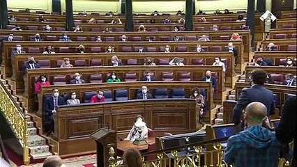 Casado despide con saña al vicepresidente 'a la fuga': "Su escudo social era volver a Vallecas en coche oficial"