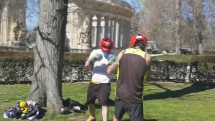 Madrid'de Kovid-19 döneminde açık havada amatör spor faaliyetleri arttı