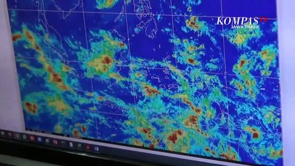 Waspada 10 Daerah di Jatim Ini Rawan Cuaca Buruk