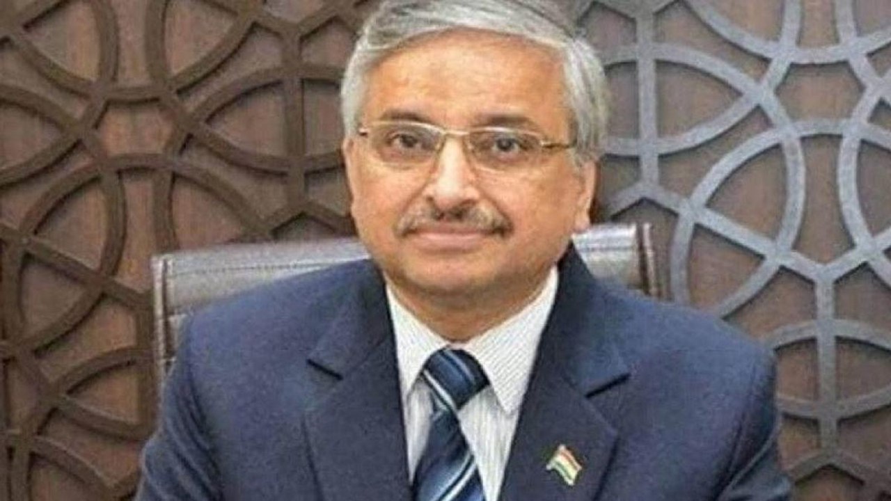 Rising Corona cases: Here's what Randeep Guleria said