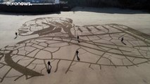 Kunst am Strand erinnert an Weltwassertag