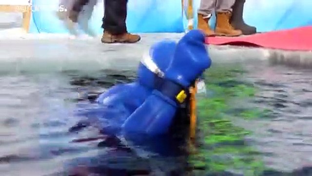 Une plongée en apnée de 80 mètres de profondeur dans le lac Baïkal, pour le Russe Molchanov