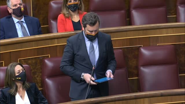 La ultraderecha vuelve a pedir al Gobierno que se vaya por el bien de España