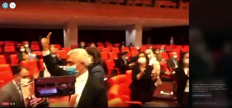 Ömer Faruk Gergerlioğlu'nun milletvekilliğinin düşürülmesi, HDP sıralarında protesto edildi
