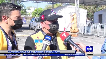 Vacunación en los estacionamientos del Rommel Fernández - Nex Noticias