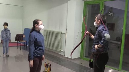 Okçuluk kursu ilgi görüyor