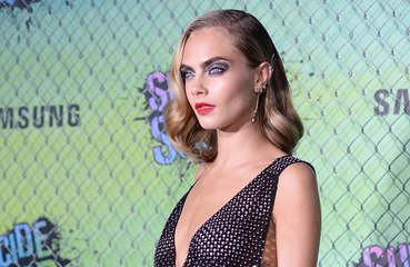 Cara Delevingne atribuye sus depresiones de la adolescencia a su 'homofobia interna'