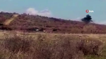 Toprağa gömülü bulunan top mermisi böyle imha edildi