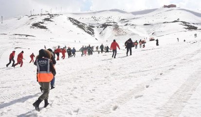 Bitlis'te gerçeği aratmayan çığ tatbikatı