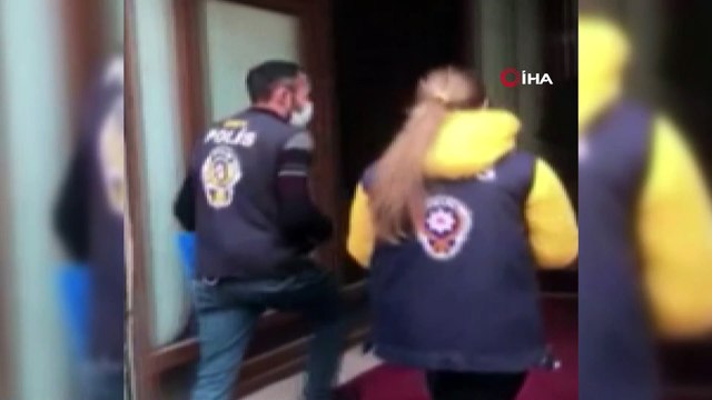 Bahis oynatan şebekeye operasyon.. El bombası ele geçiren polis ekipleri şaşkına döndü