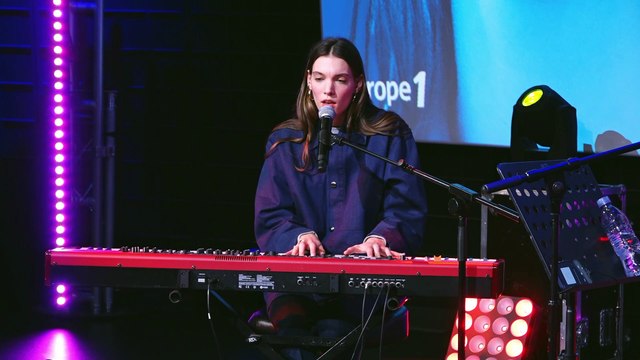 VIDÉO - Revivez le concert de Charlotte Cardin sur Europe 1