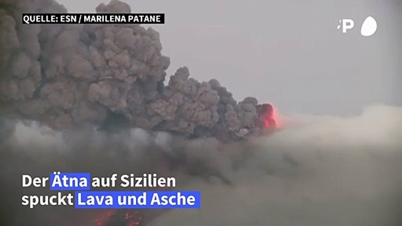 Vulkan Ätna spuckt Asche und Lava