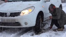 Yoğun kar yağışı ulaşımı olumsuz etkiledi