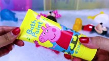 Learn Colors with Pinkfong Baby Shark Bath Paint and Squirt Toy Surprises