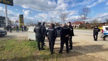 DÜZCE - Polisin 'dur' ihtarına uymayan 6 şüpheli kovalamaca sonucu yakalandı