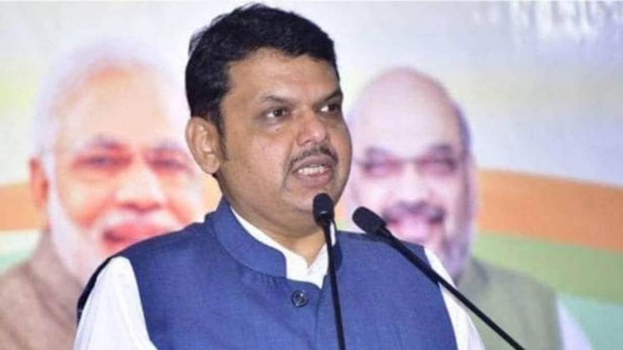 Devendra Fadnavis attacked Maharashtra Govt on Antilia case