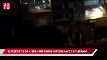 Video herunterladen: Maltepe'de 20 kişinin birbirine girdiği kavga anları kamerada