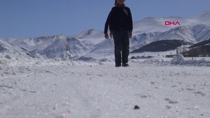 ERZURUM PALANDÖKEN ETEKLERİNDE KORNİŞ VE PVC PLASTİKLE KAYIYORLAR