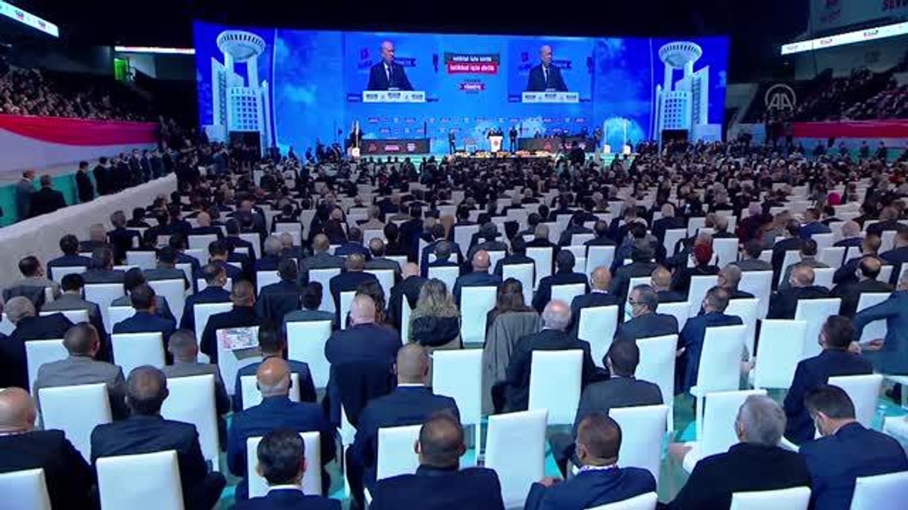 Bahçeli: "Seçimler zamanında yapılacak, Türkiye rotasından çıkmayacaktır"