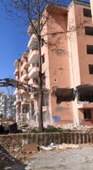 Son dakika haber | Bursa'da 6'şar katlı 2 binanın kontrollü yıkımı kamerada