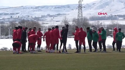 SPOR Rıza Çalımbay: Taraftarsız maçlar tatsız tuzsuz